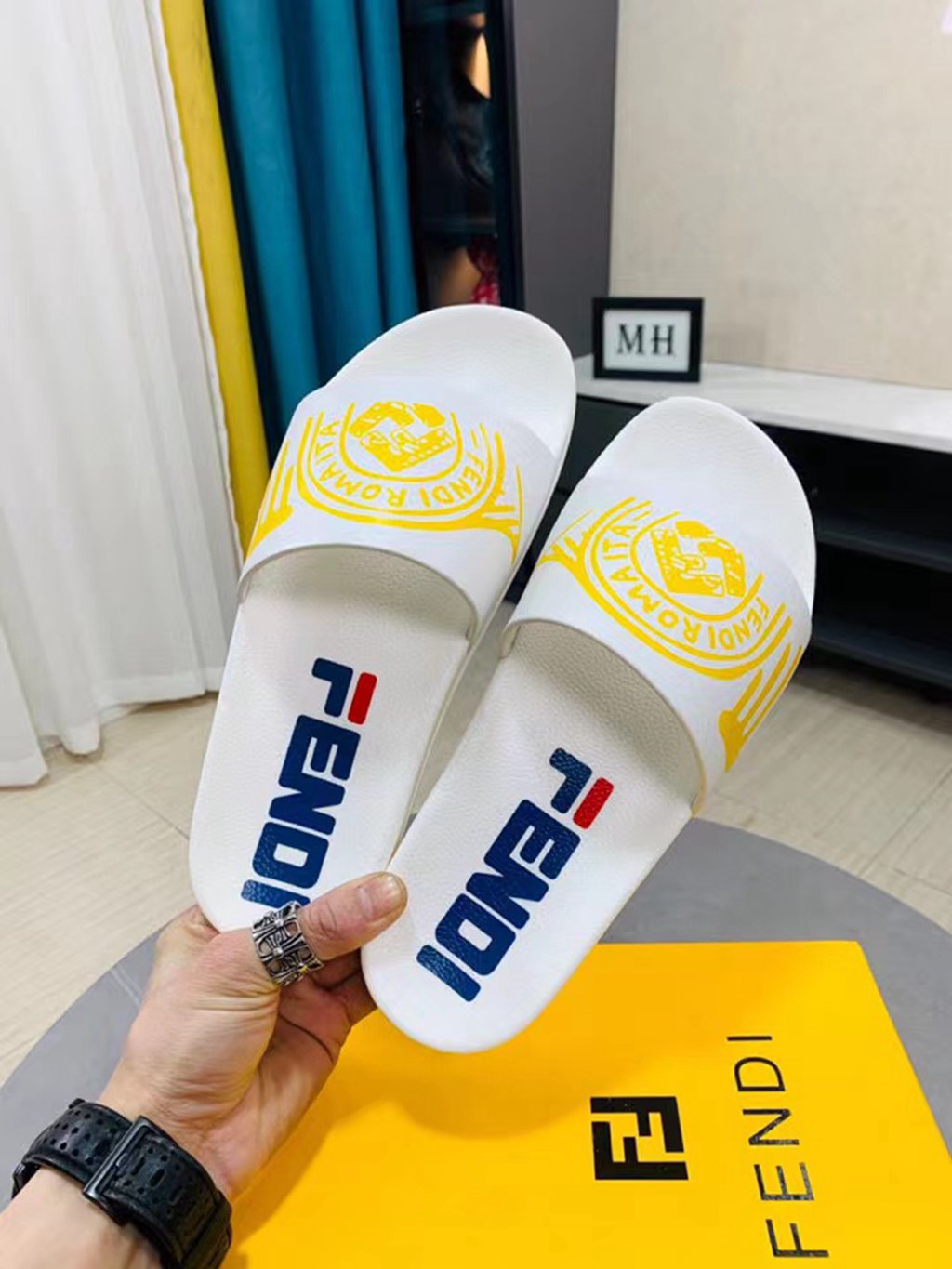 SANDALS